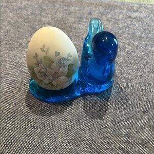 Vtg Blue Bird of Happiness Glass holder Signed, 4.5"